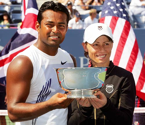 Paes-Cara Duo Breezes Into The Grand Finale